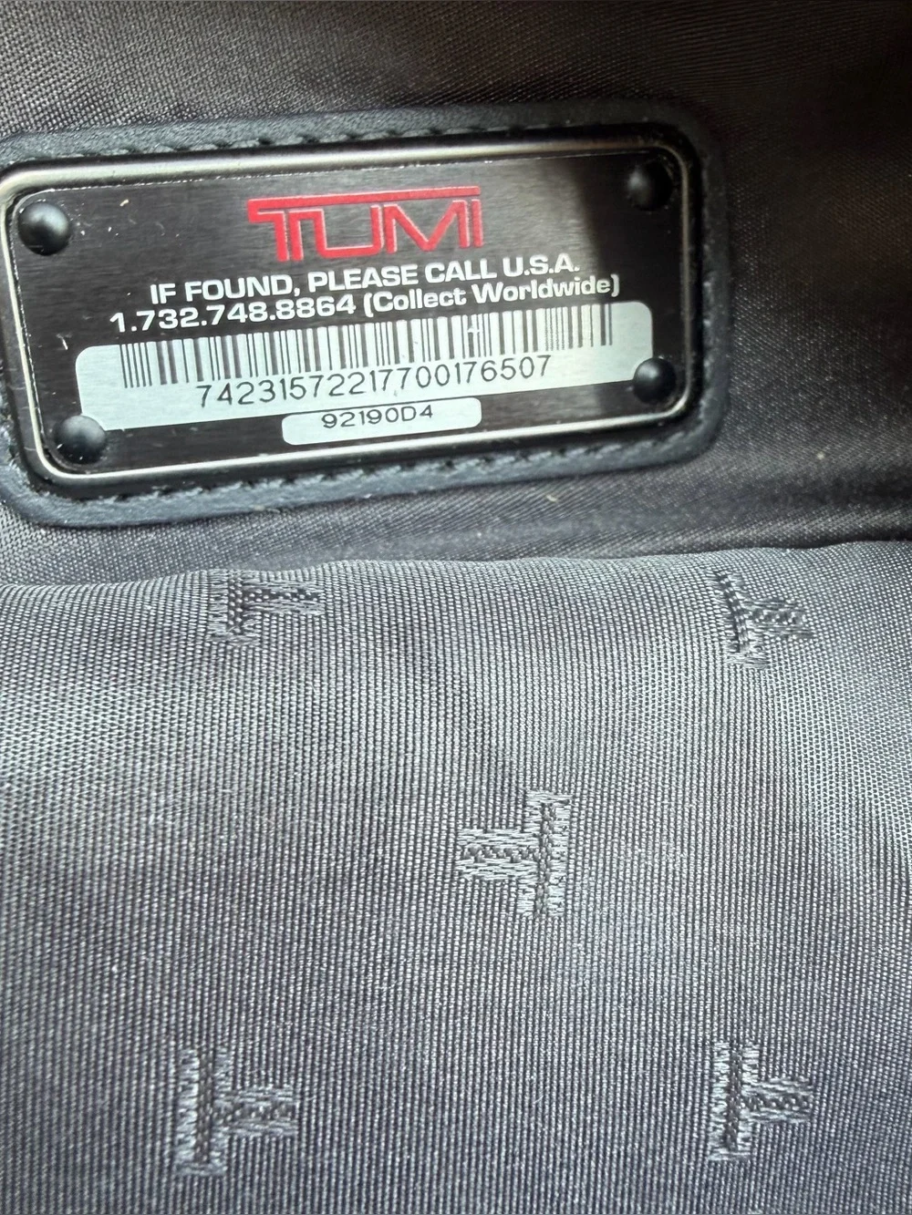 TUMI G4 Black Leather Travel Dopp Toiletry Bag